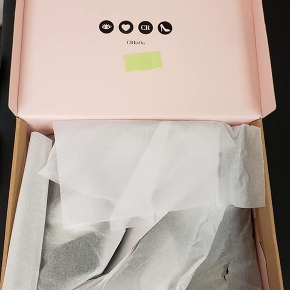 ONE STYLE. Different shoe sizes. ONLY $38 - Picture 3 of 7